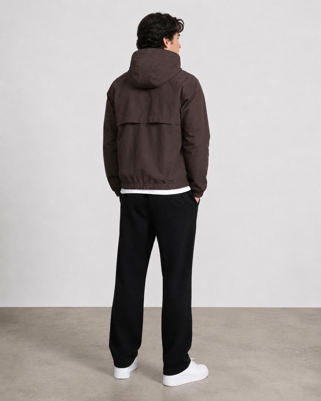 RIPSTOP NYLON WINDBREAKER– ESPRESSO BROWN