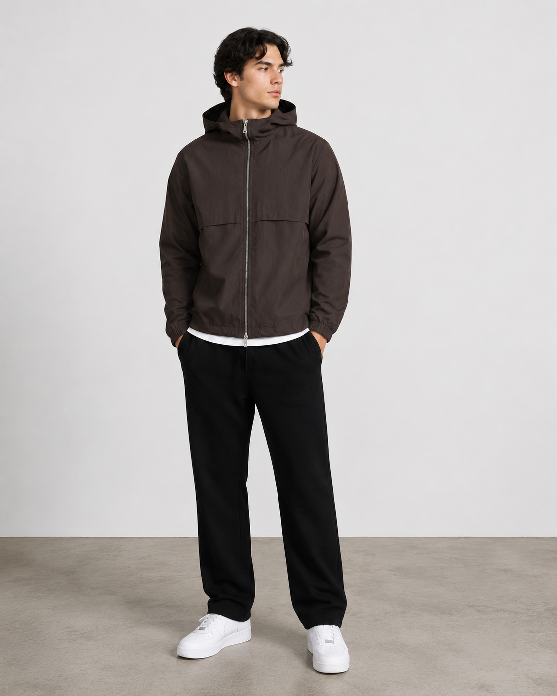 RIPSTOP NYLON WINDBREAKER– ESPRESSO BROWN